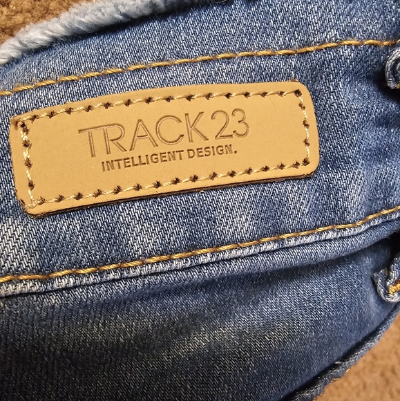 TRACK 23 JEANS - Picture 3 of 6